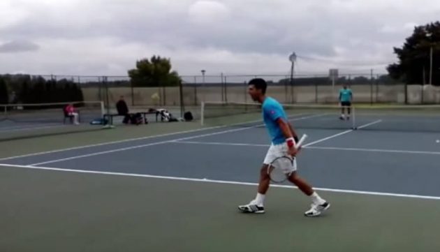 Le coup de génie de Novak Djokovic à l’entraînement revers pivot djokovic