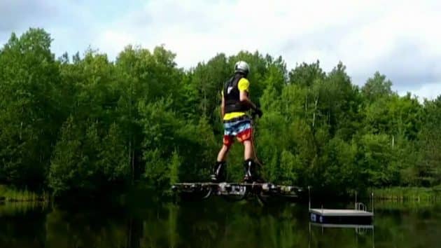 Un inventeur canadien teste un nouveau prototype d’hoverboard hoverboard, Catalin Alexandru Duru