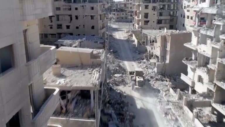Raqqa : la capitale de Daech complètement détruite, est enfin libérée de la terreur
