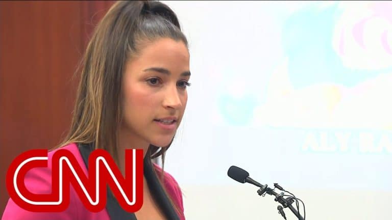 Aly Raisman exige la transparence de l’enquête sur le comité olympique américain après la condamnation Larry Nassar