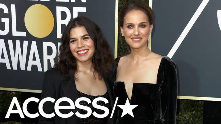 Natalie Portman et America Ferrera marchent sur le tapis rouge des Golden Globes