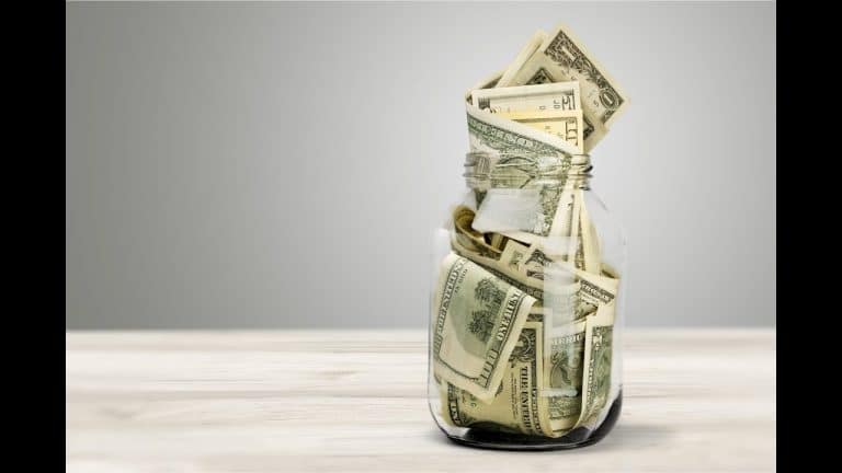 Un homme remporte deux pris d’un million de dollars à la loterie